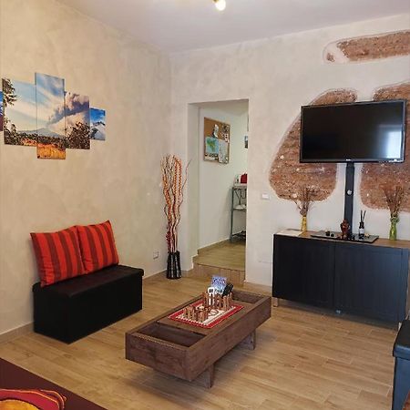 Etnacity Guest House Apartment Катанія Екстер'єр фото